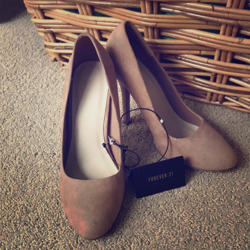Tan Seude Heels